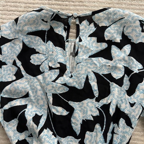 NWT Who What Wear Black and Light Blue Floral dress XS - Picture 7 of 9